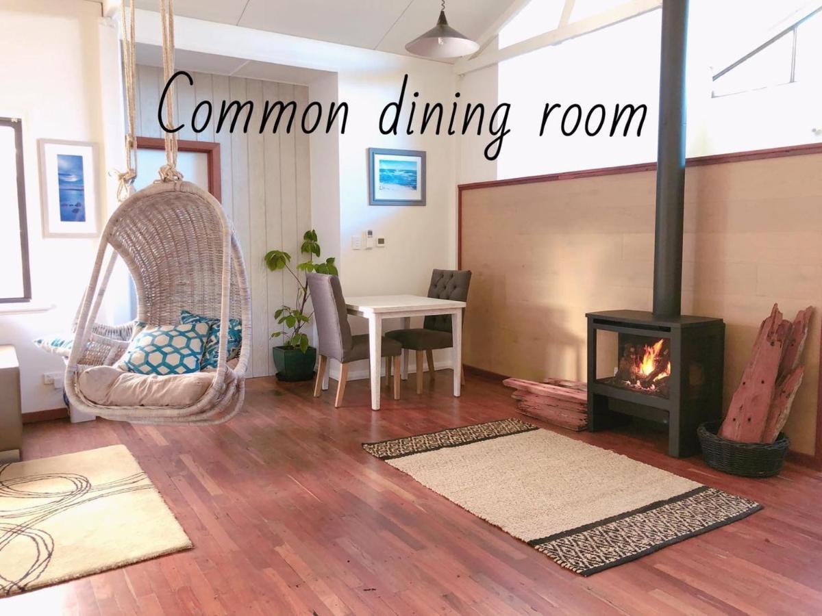 Grape Juice Retreat Rustic Romantic Gateway 5Mins To Beaches & Town Margaret River Exterior photo