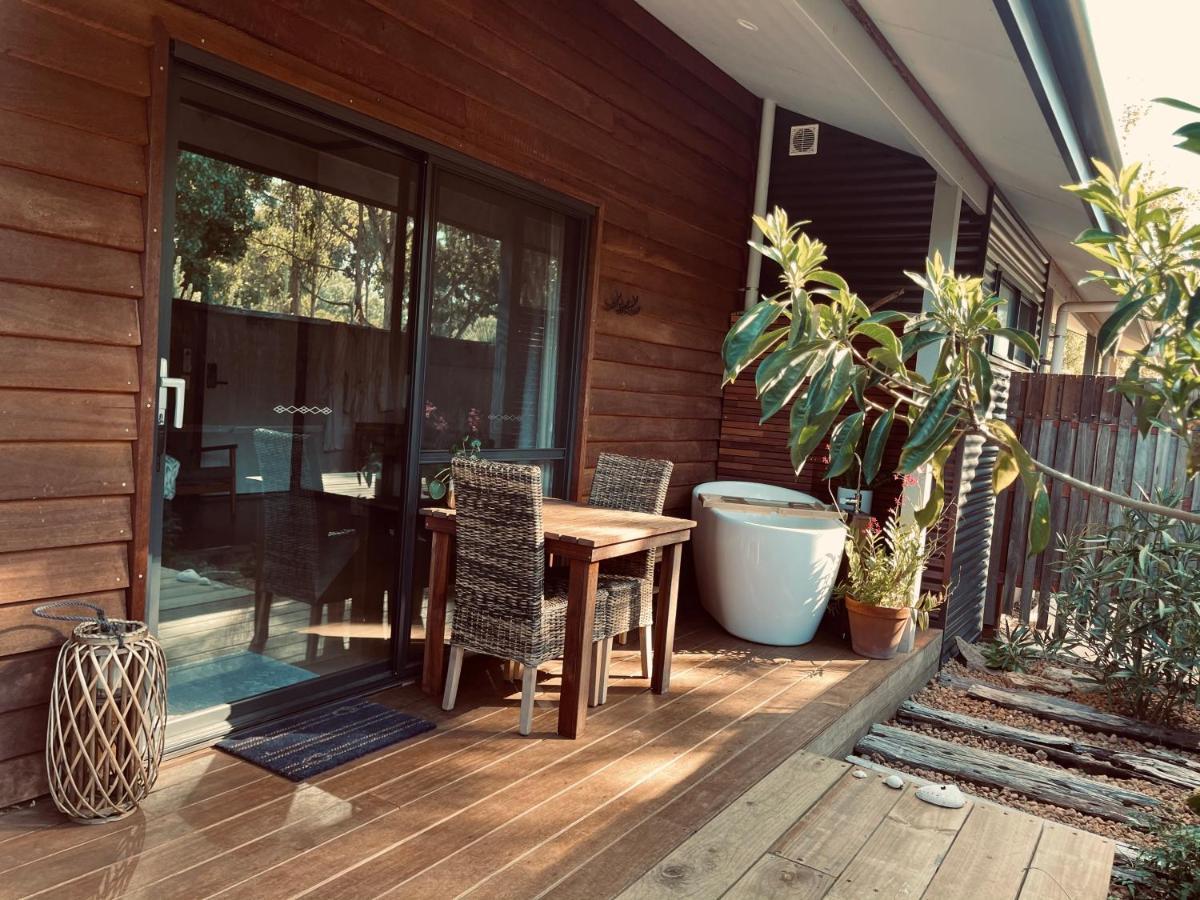Grape Juice Retreat Rustic Romantic Gateway 5Mins To Beaches & Town Margaret River Exterior photo