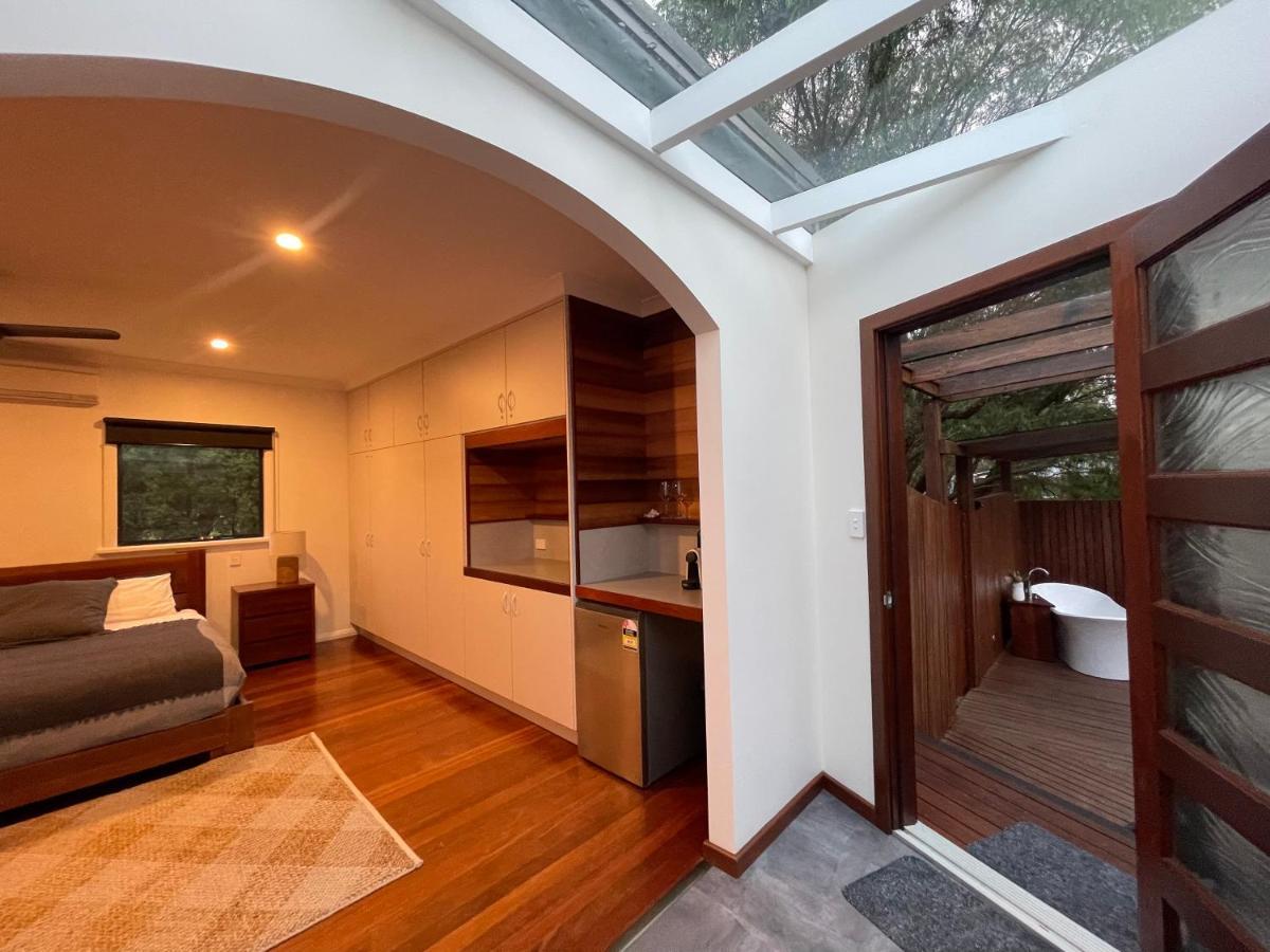 Grape Juice Retreat Rustic Romantic Gateway 5Mins To Beaches & Town Margaret River Exterior photo